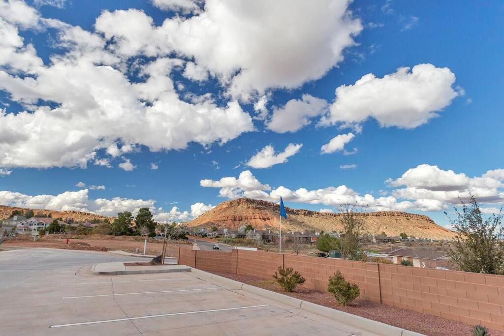 Villa 17 - 4 Bedroom! Year Round Heated Pool & Hot Tub! Games! Golf! Tennis! St. George Exterior foto